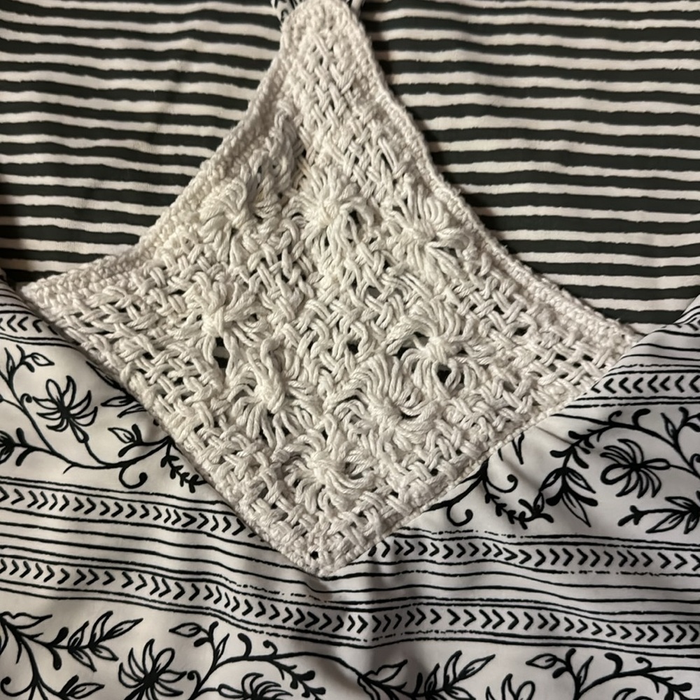 Rove Swim reversible one piece swimsuit black white Large w/ crochet - Picture 4 of 7